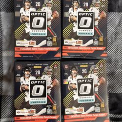 2024 Donrus Optic Football Trading Cards 