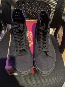Sk8-Hi Black Vans