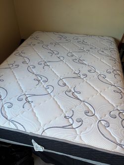 Mattress Queen
