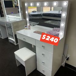 Hermosos Vanity’s En Caja - Precios Empezando Desde $180