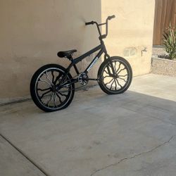 Mongoose Bmx Bike