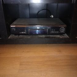 Sony DVD/CD/Video CD Player 