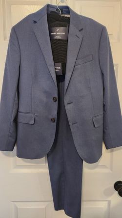 J. Ferrar Suit - Comes With FREE Extras