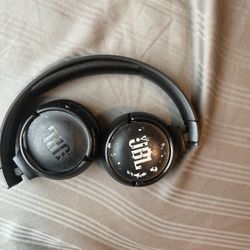 JBL Wireless Headphones 
