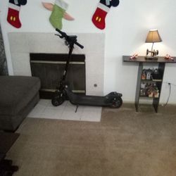 Electric Scooter Q300X  NIU