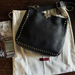 VALENTINO GARAVANI Rockstud Large Leather Hobo Bag