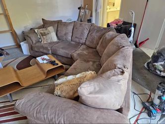 Sectional couch
