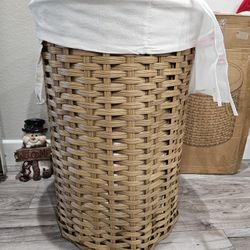 Brand New, Large Rattan Laundry Hamper Basket