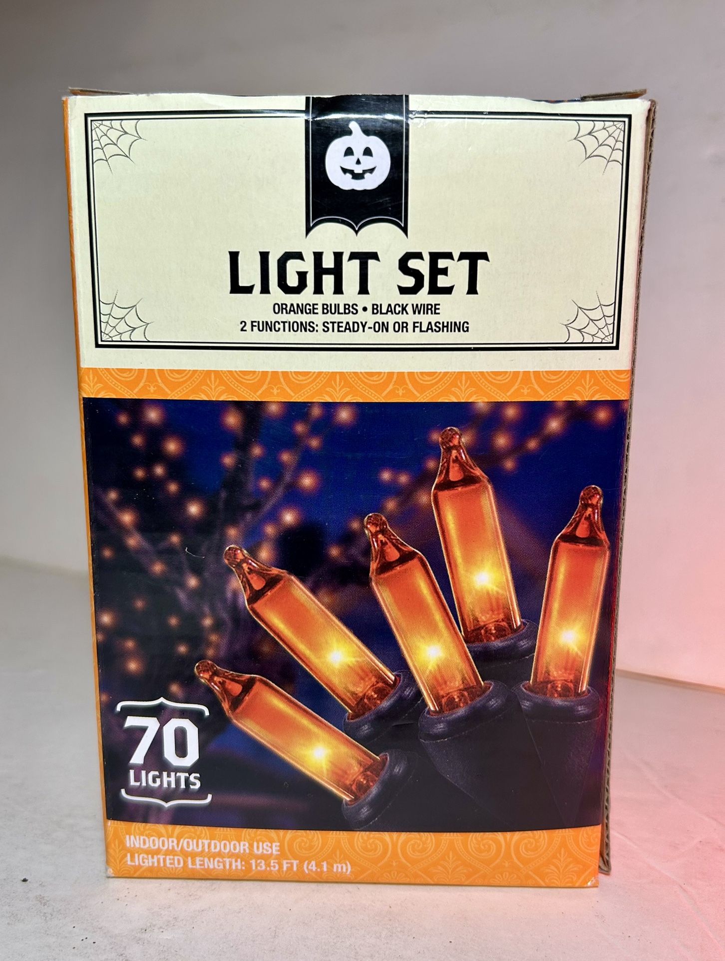 Halloween 70 ct Mini Orange String Lights With Black Wire 13.5 Ft. Brand New