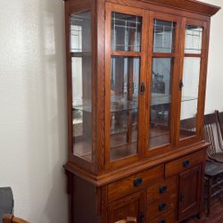 Dinning Room Hutch 