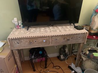 Tv table