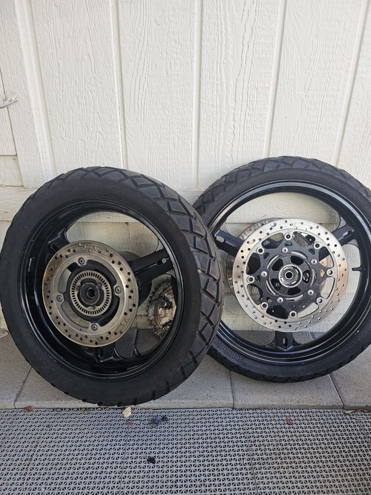 Suzuki Vstrom DL650 Wheels Set