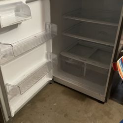 Lg Refrigerator With Freezer