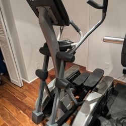 TRUE M50 Elliptical Home Fitness Machine