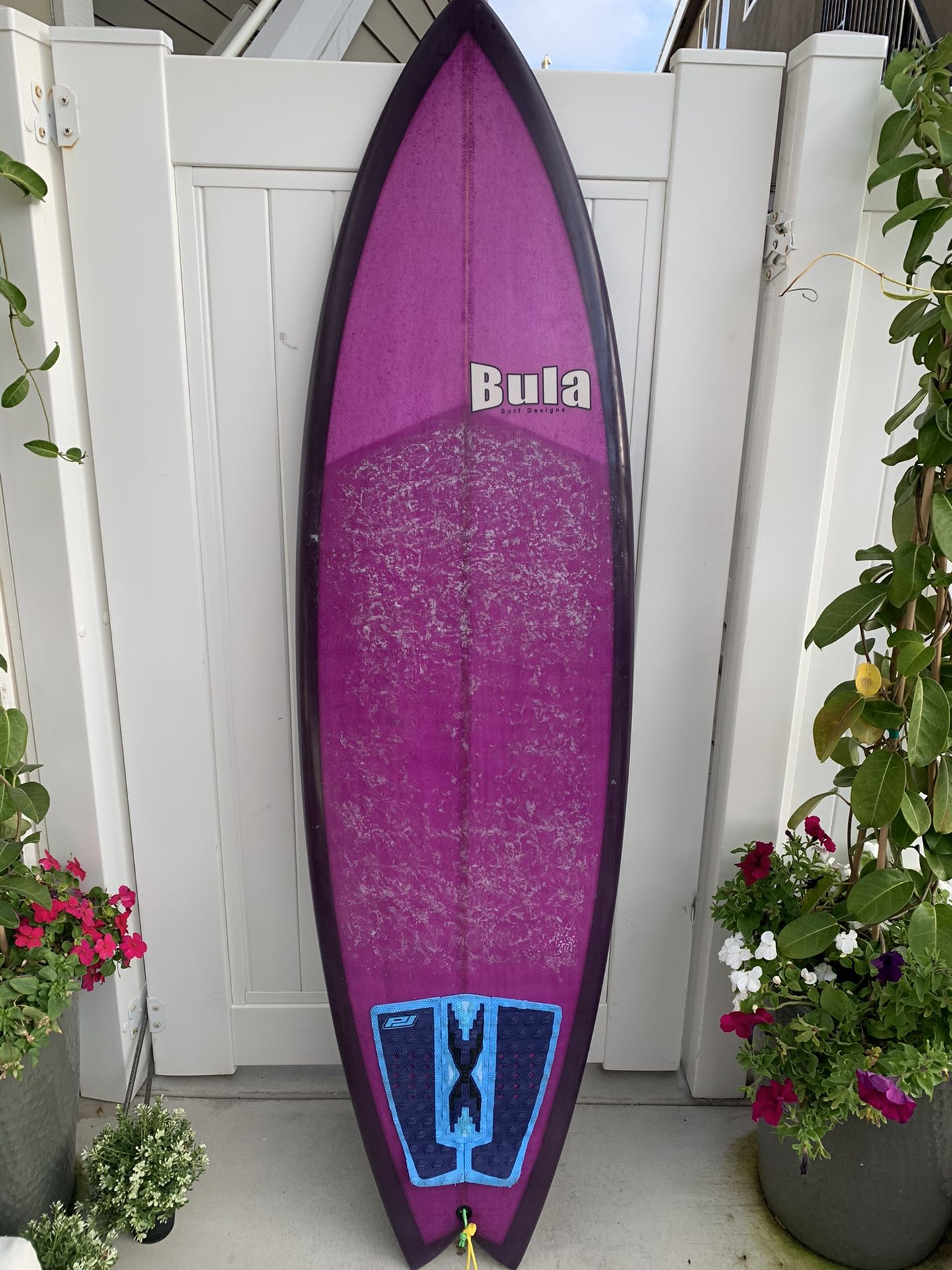 6’ 4” epoxy/EPS surfboard