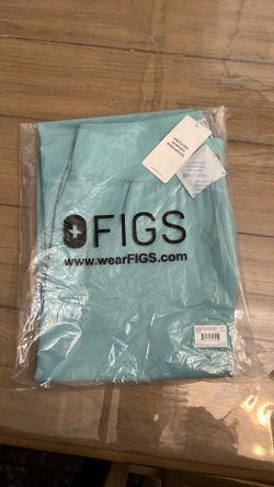 Figs scrubs new