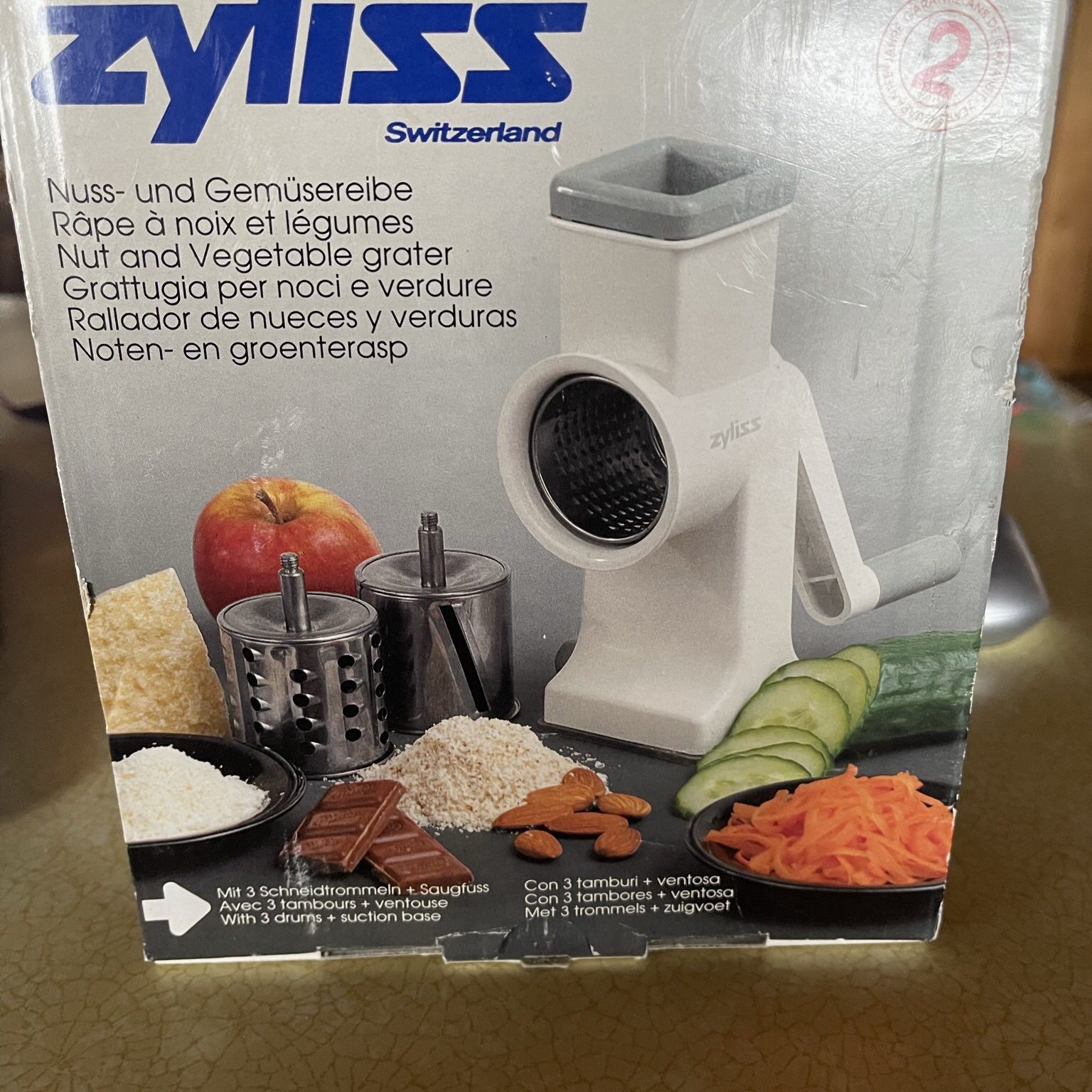 New ZYLISS Pampered Chef Switzerland Rotary Cheese Grater - Never Used
