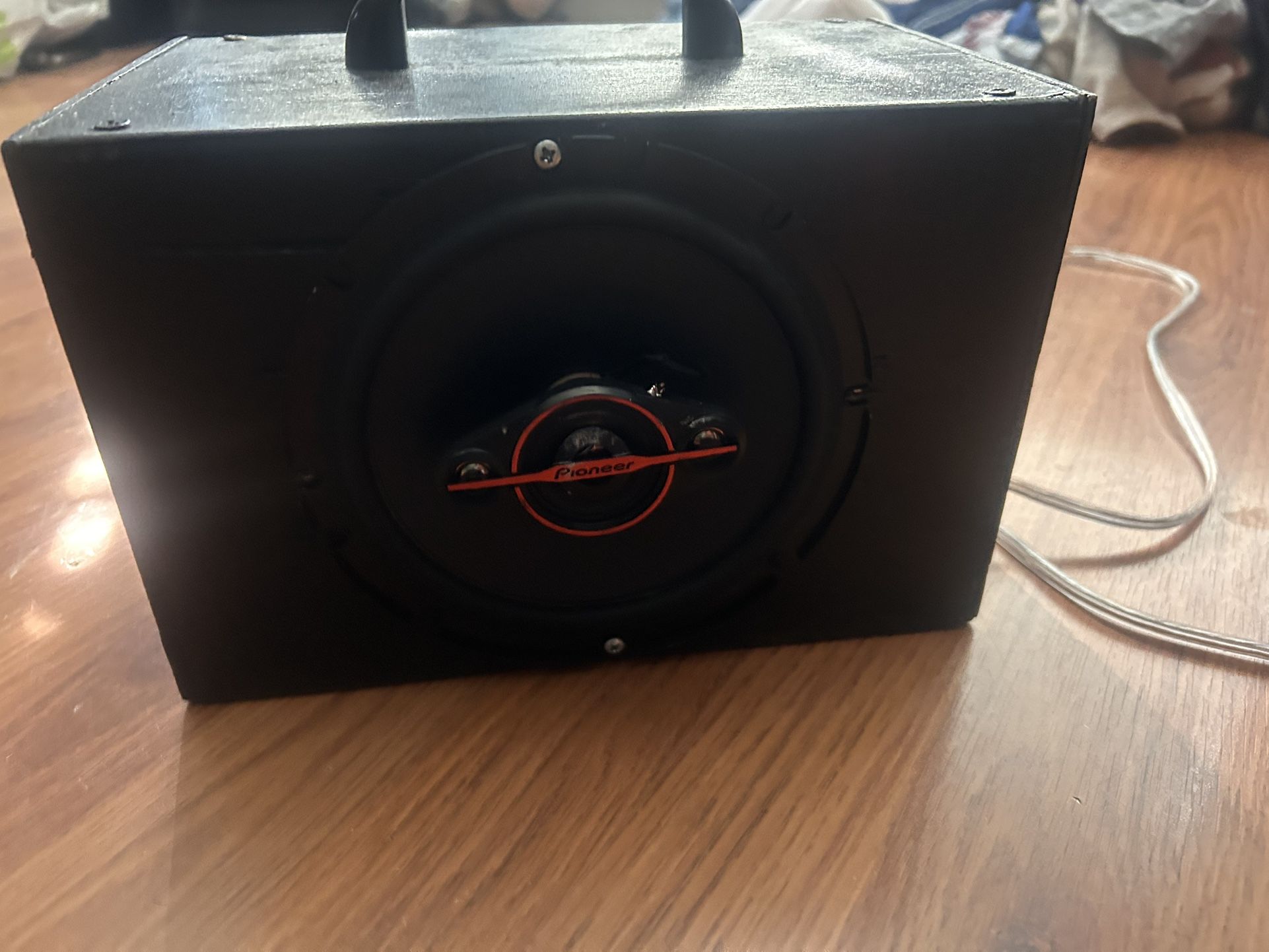 6.5 Pioneer Both Sides Speaker Box