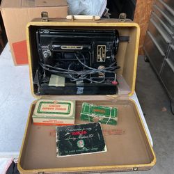 Singer 301 Sewing Machine 