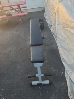 Powering  weight bench