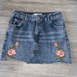 Topshop Moto Blue Denim Floral Embroidered Frayed A-Line Mini Skirt