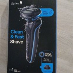 Mens Braun Shaver "NEW"