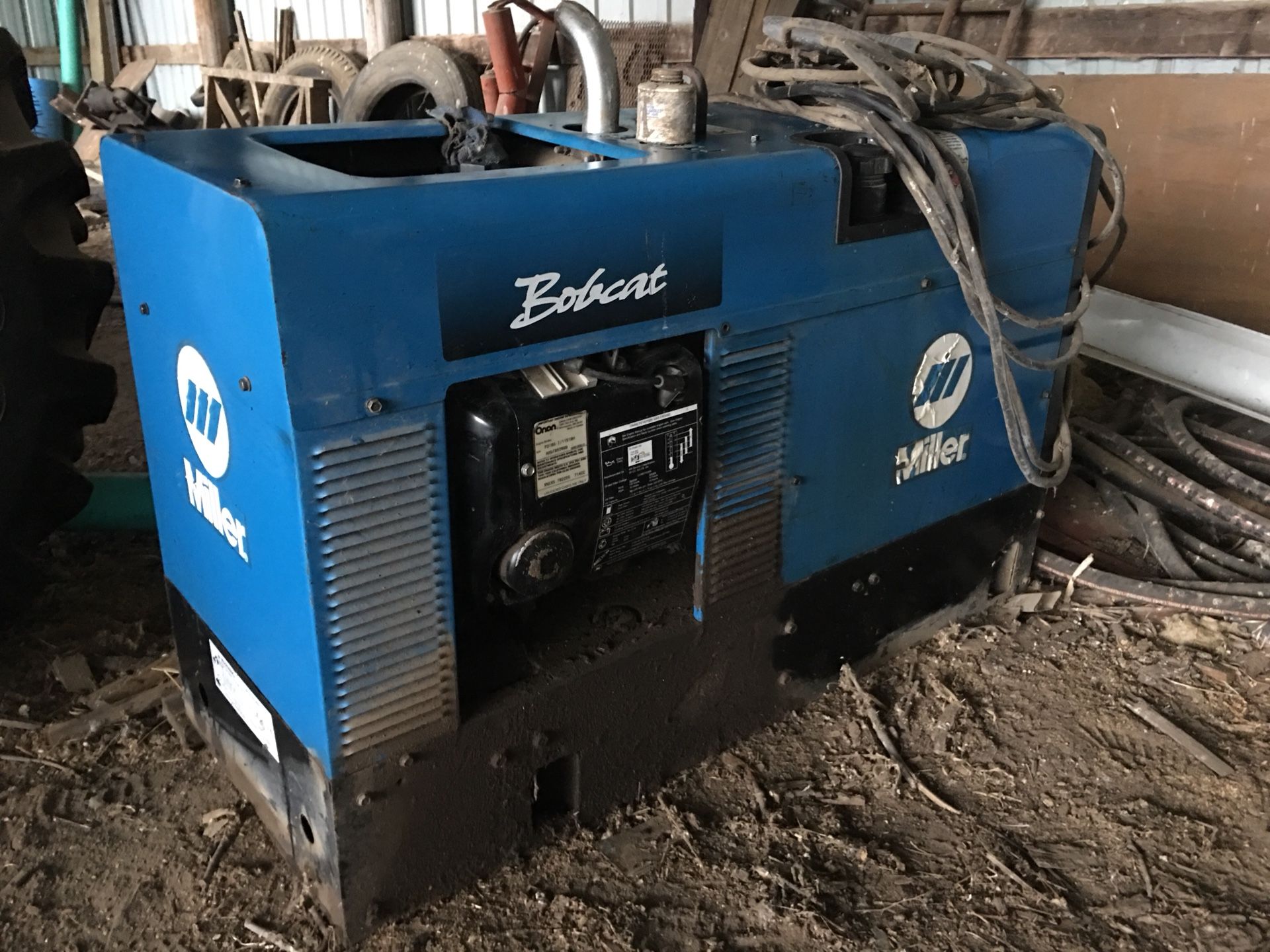 Miller bobcat 225 NT generator/welder