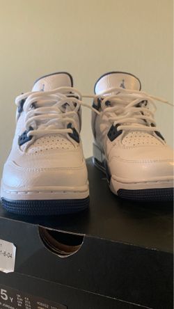 Jordan Retro 4 Columbia size 5Y