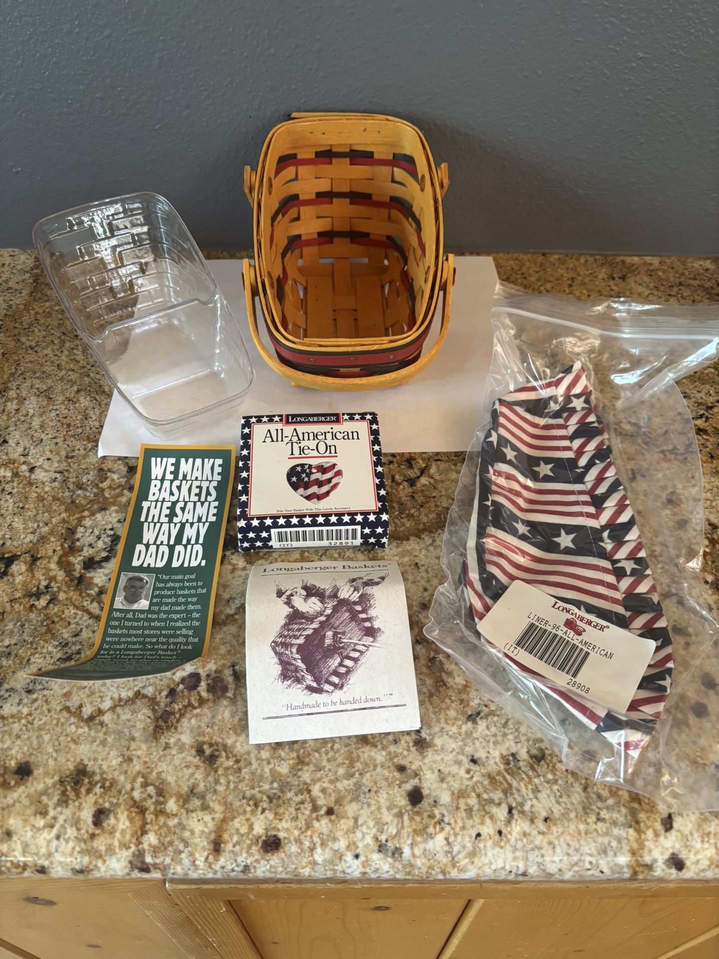 Longaberger Vintage Collectible NWT All American Summertime Basket Combo Tie On