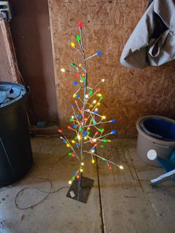 Lighted Christmas Twig Tree Decoration