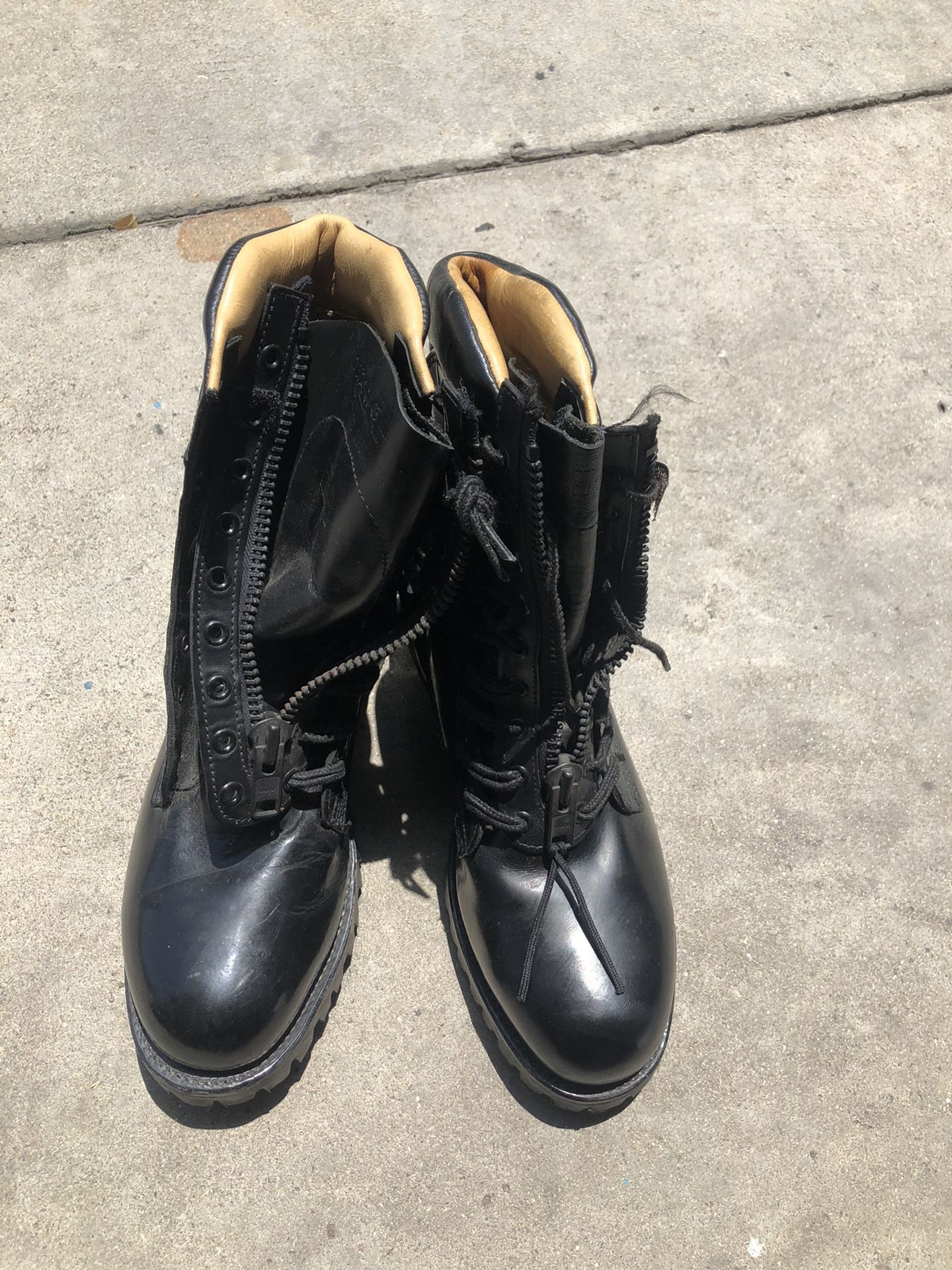 Chippewa fire ,academy , steel toe work boots