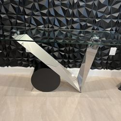 GLASS V CONSOLE TABLE