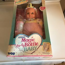 Tyco 1995 Newborn Magic Bottle Baby 