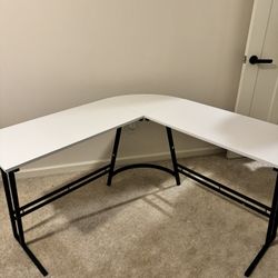 White L Shape Desk