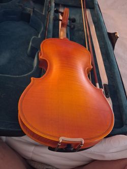 Violin with Bow and Case