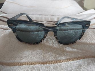 Ray Bans Brand Spanking New