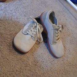 Hobibear unisex never worn shoes