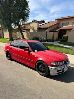 2004 BMW 325i