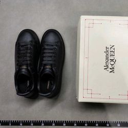 Alexander McQUEEN Sneakers