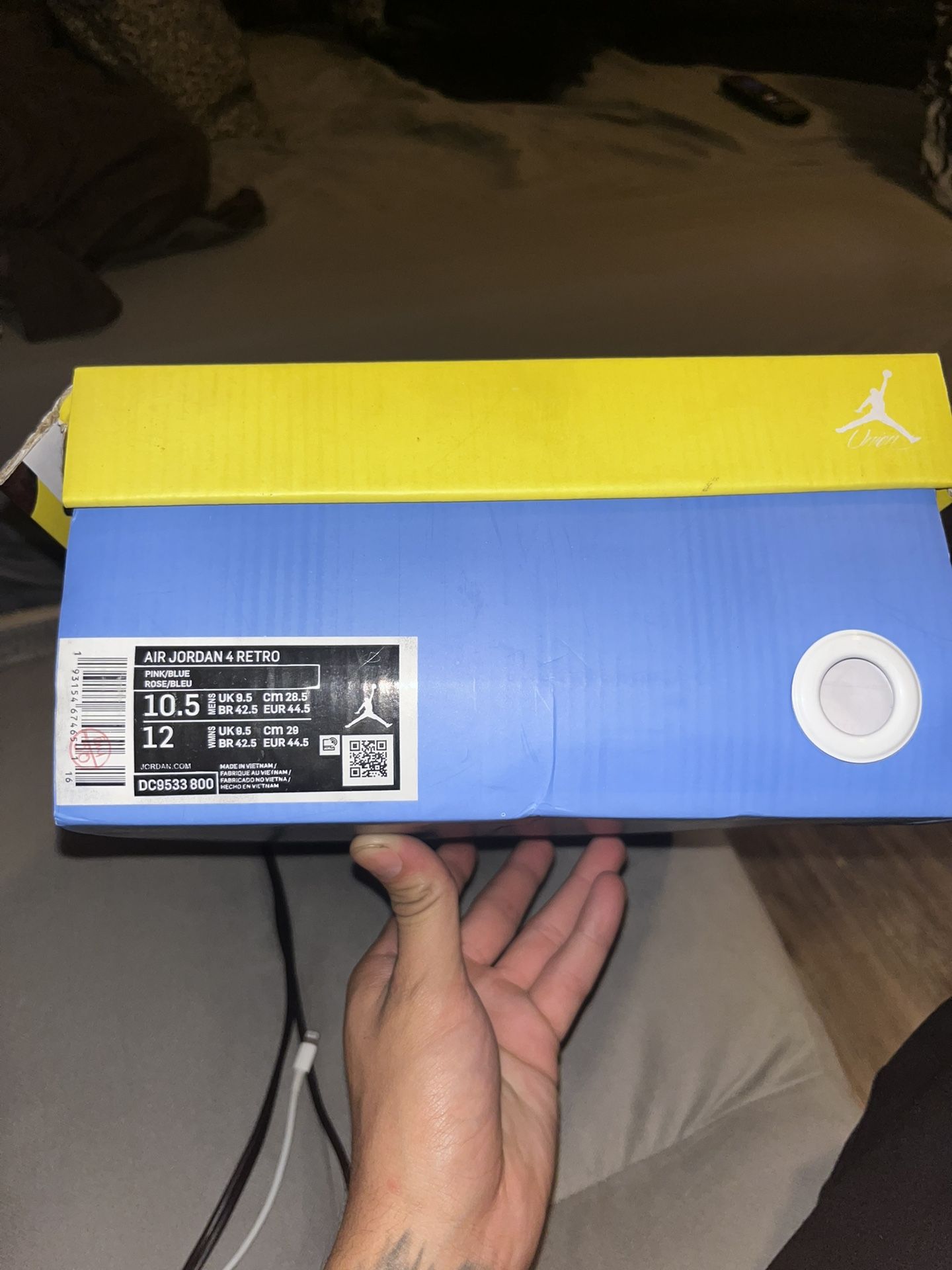 Jordan 4s