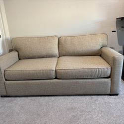 Living Spaces Pull Out Sofa Couch