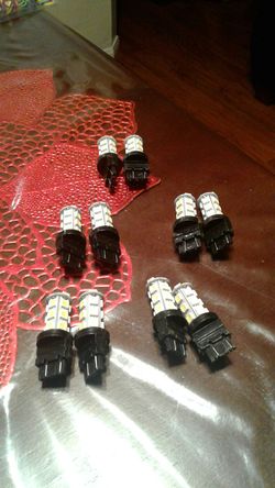 LED #3157 PARA LAS DIRECCIONES EN COLÓR BLANCOS 6000K NUEVOS EN SU BOLSITA