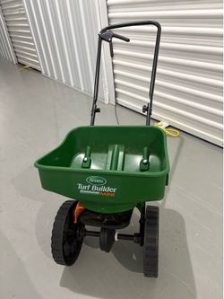 Scotts EdgeGuard Mini Lawn Fertilizer & Seed Spreader