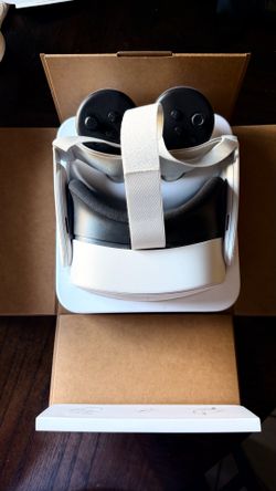 Meta Quest 3S 128GB VR Headset