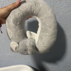 Baby travel pillow