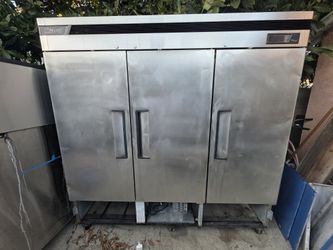 Turbo Air Tsr-72dd-n Reach In Refrigerator