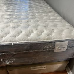 Set king sizes Mattress  and box spring