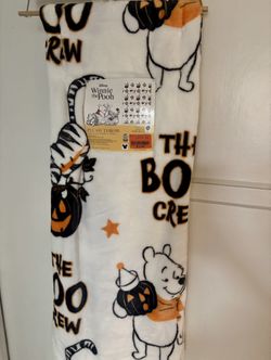 Winnie The Pooh Halloween Blanket