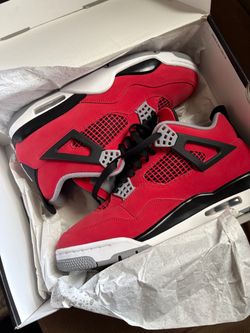 Jordan 4 “Toro Bravo”