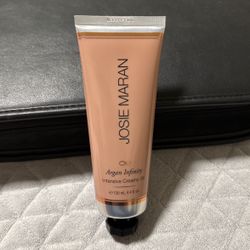 Josie Maran Intensive Creamy Oil